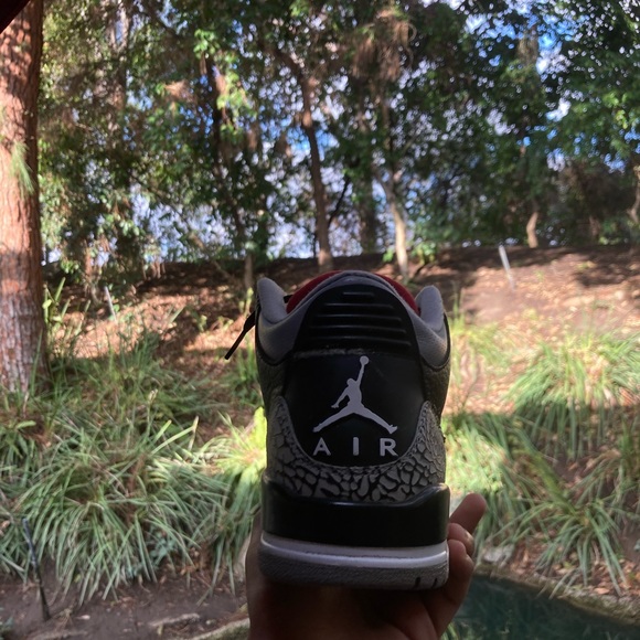 Jordan 3 black cement main image 6